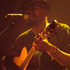 Tété au Krakatoa de Mérignac : un concert à saisir en images