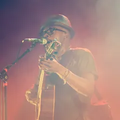 Tété au Krakatoa de Mérignac : un concert à saisir en images
