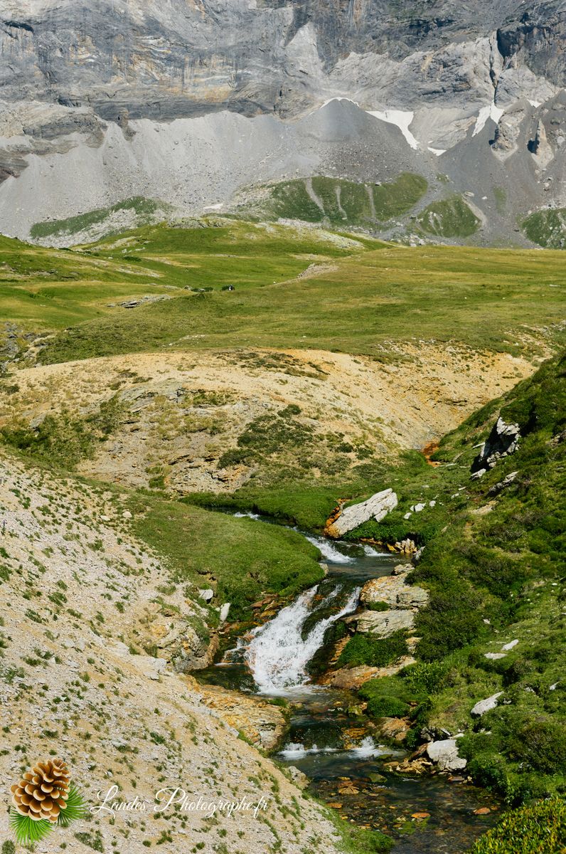 🌄 L'Épique Silence de Troumouse : Grandeur UNESCO et Respect Montagnard