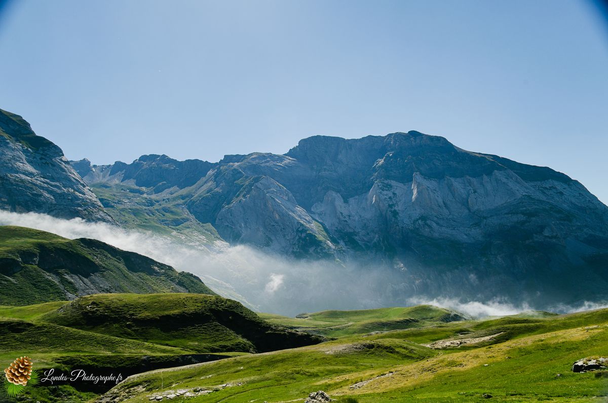 🌄 L'Épique Silence de Troumouse : Grandeur UNESCO et Respect Montagnard
