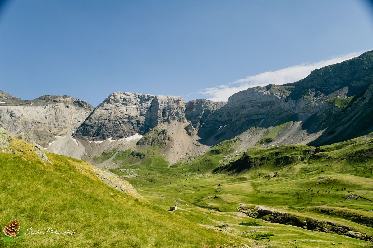 🌄 L'Épique Silence de Troumouse : Grandeur UNESCO et Respect Montagnard