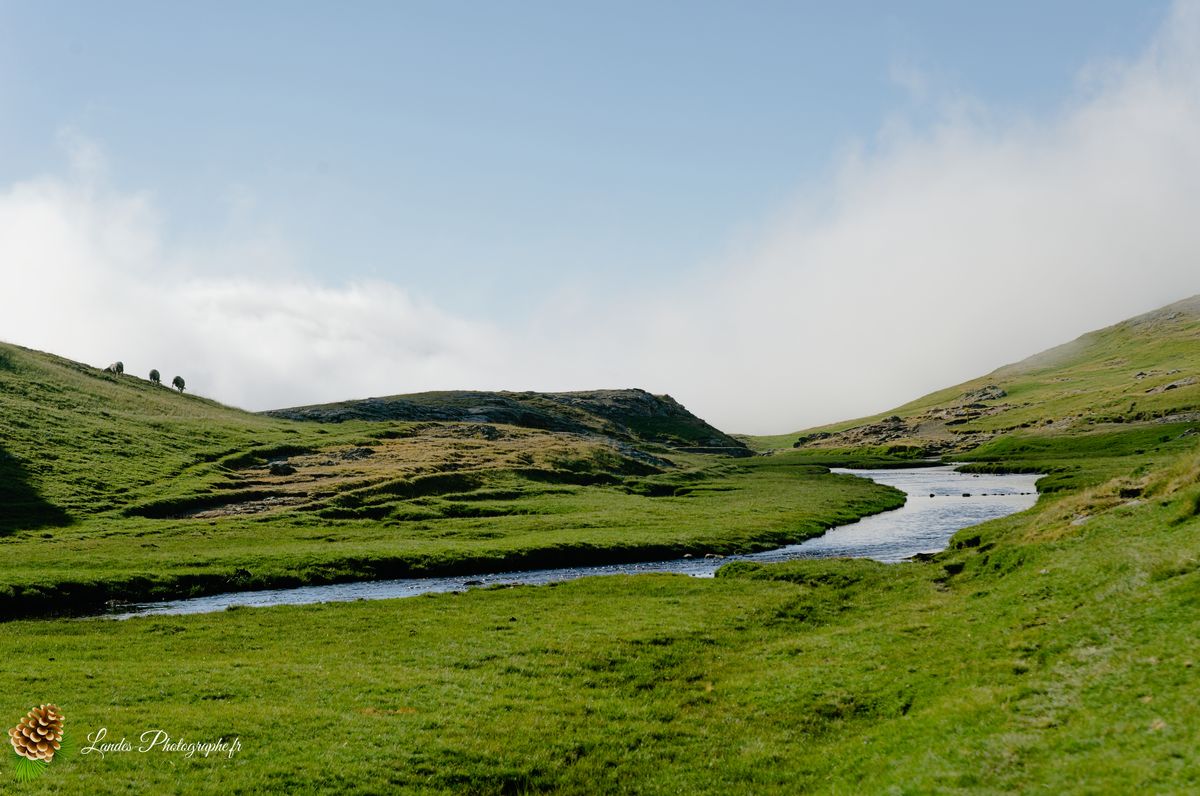 🌄 L'Épique Silence de Troumouse : Grandeur UNESCO et Respect Montagnard