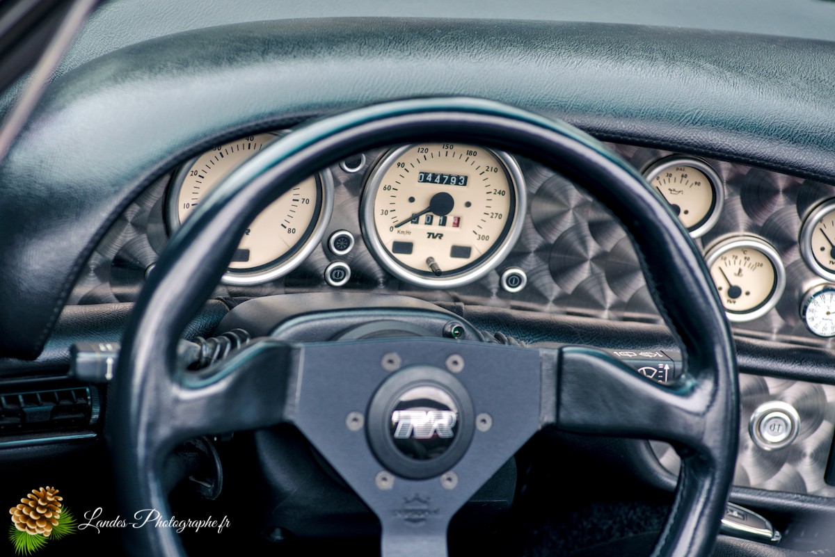 🏎️ Les Fous du Volant à la Pandelle : Un Voyage Mécanique dans le Temps à Soustons