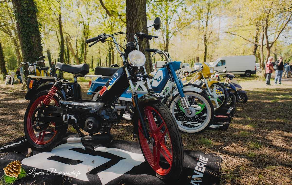 🛵 Soustons Mobs 2026 : Un Dimanche de Nostalgie et de Mélange 2-Temps à la Base de Laurens