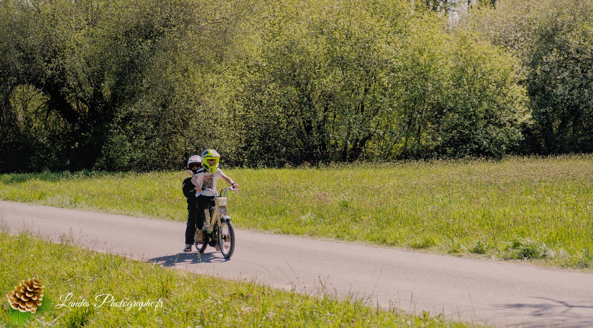 🛵 Soustons Mobs 2026 : Un Dimanche de Nostalgie et de Mélange 2-Temps à la Base de Laurens