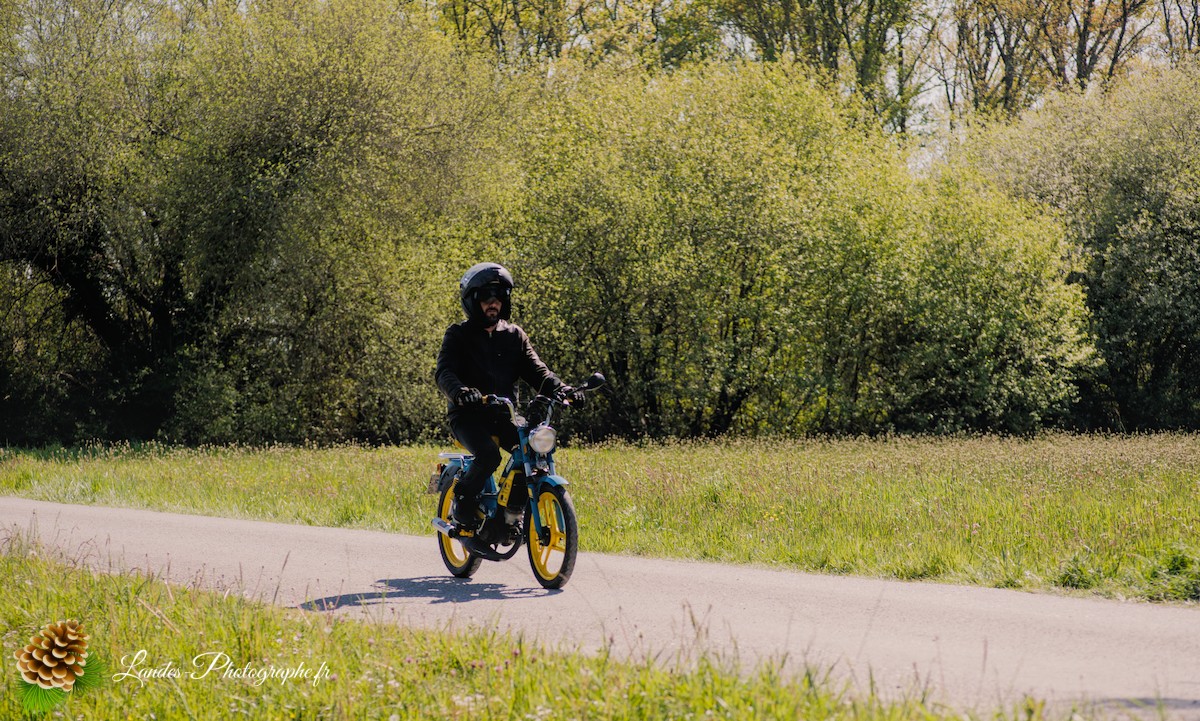 🛵 Soustons Mobs 2026 : Un Dimanche de Nostalgie et de Mélange 2-Temps à la Base de Laurens