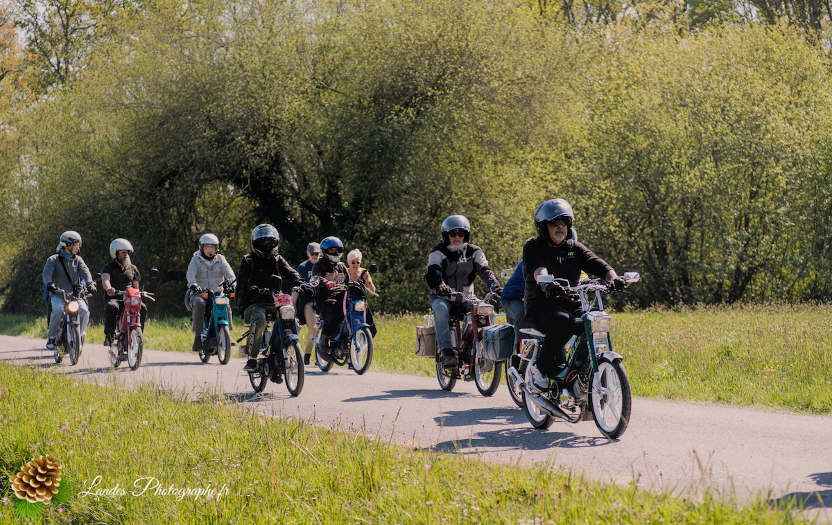 🛵 Soustons Mobs 2026 : Un Dimanche de Nostalgie et de Mélange 2-Temps à la Base de Laurens