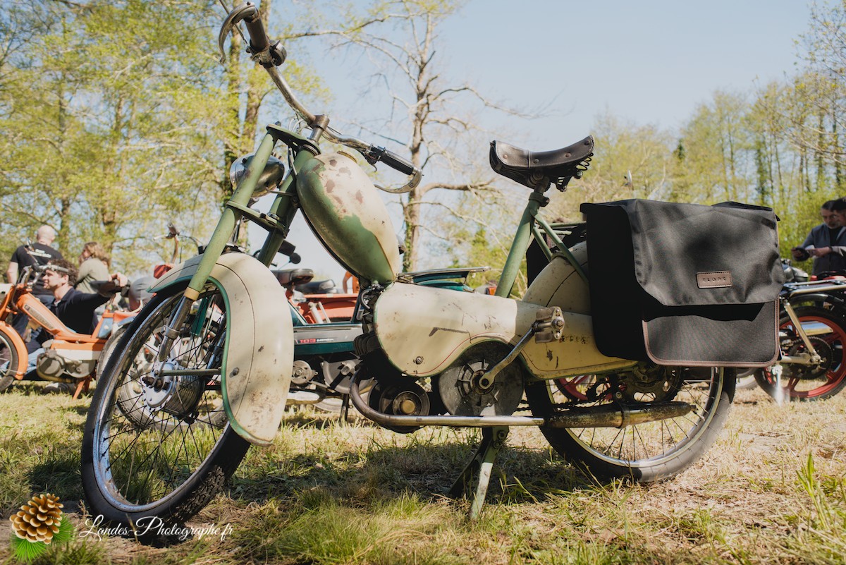 🛵 Soustons Mobs 2026 : Un Dimanche de Nostalgie et de Mélange 2-Temps à la Base de Laurens