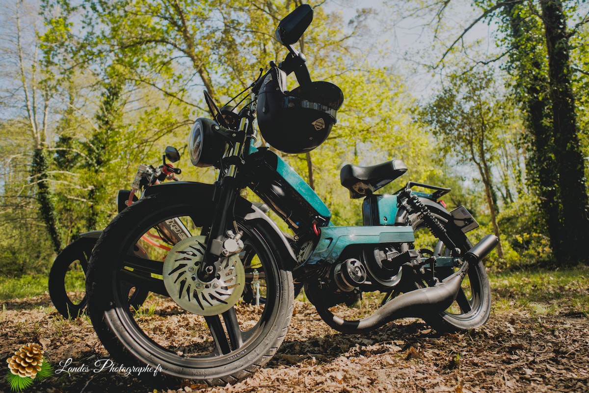 🛵 Soustons Mobs 2026 : Un Dimanche de Nostalgie et de Mélange 2-Temps à la Base de Laurens