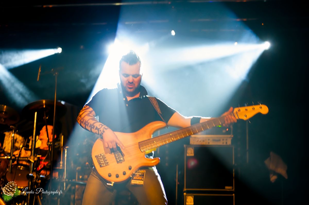 E-Breed en concert au Big Fuzz de Jonzac 2012