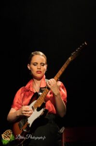 Anna Calvi en concert au Rocher Palmer de Cenon