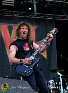 Anvil en concert au Hellfest 2010