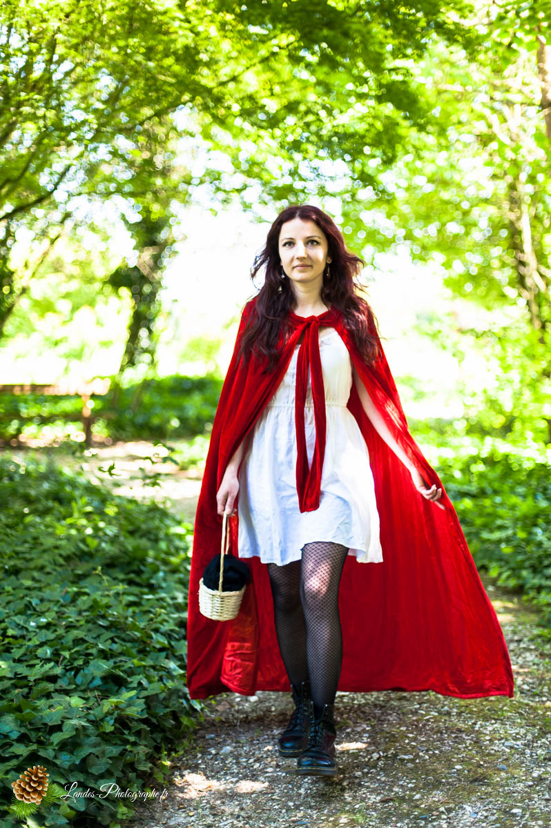 Le Petit Chaperon Rouge