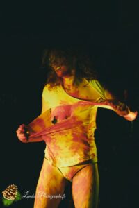 The Divine Ladies : Dans Tous Les Sens