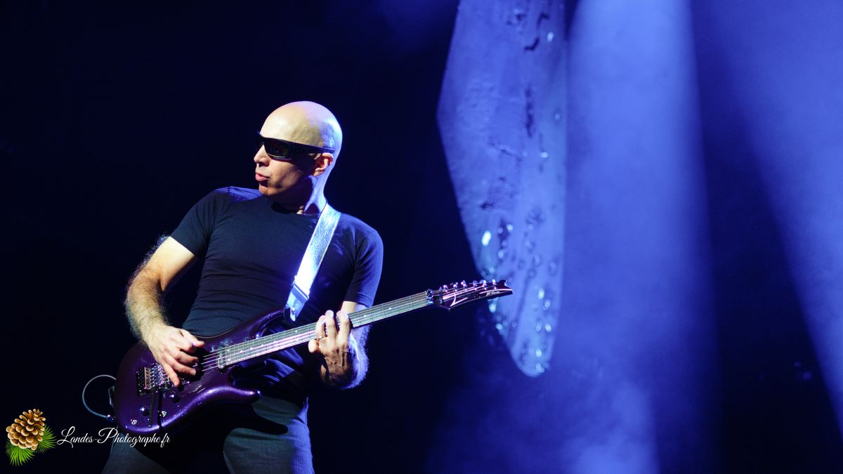 Joe Satriani au Théâtre Fémina de Bordeaux