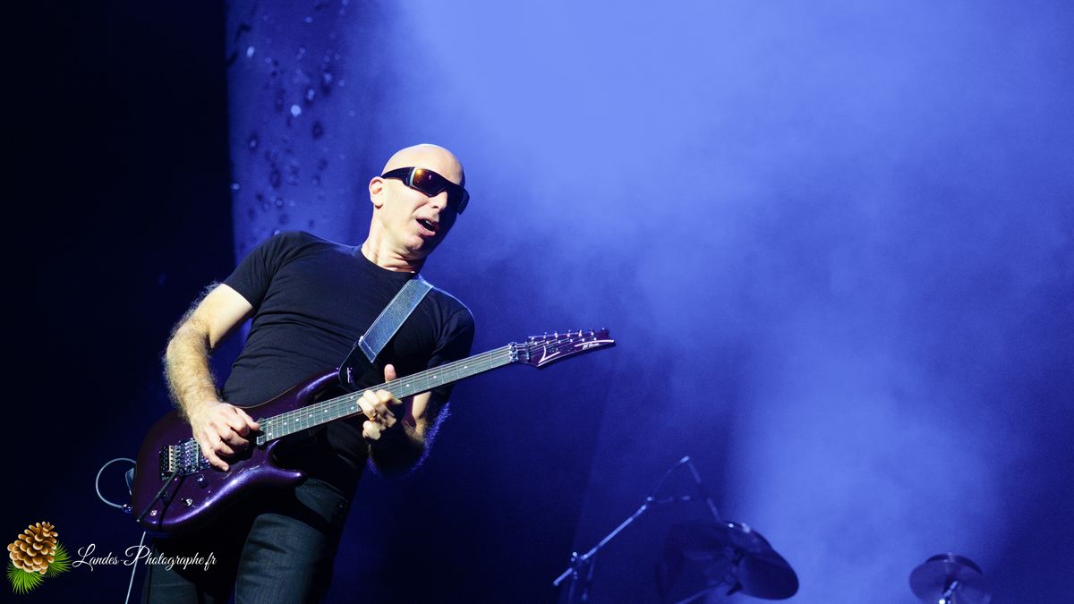 Joe Satriani au Théâtre Fémina de Bordeaux