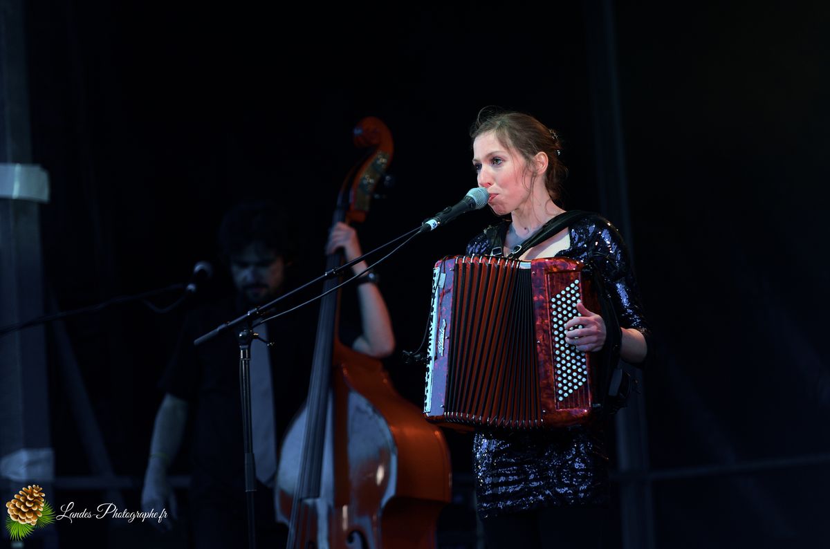 Liz Cherhal en concert au Festival En Bonne Voix 2013