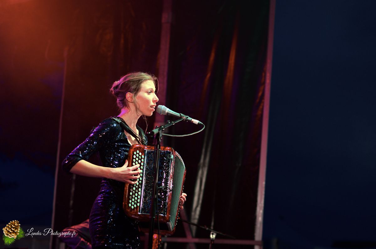 Liz Cherhal en concert au Festival En Bonne Voix 2013