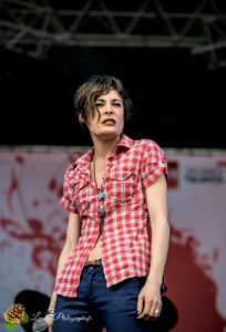 If The Kids en concert au Festival Garorock 2012