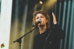 Selah Sue en concert au Garorock 2012