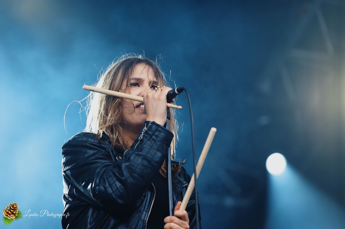 Izia en concert au Festival Garorock 2012