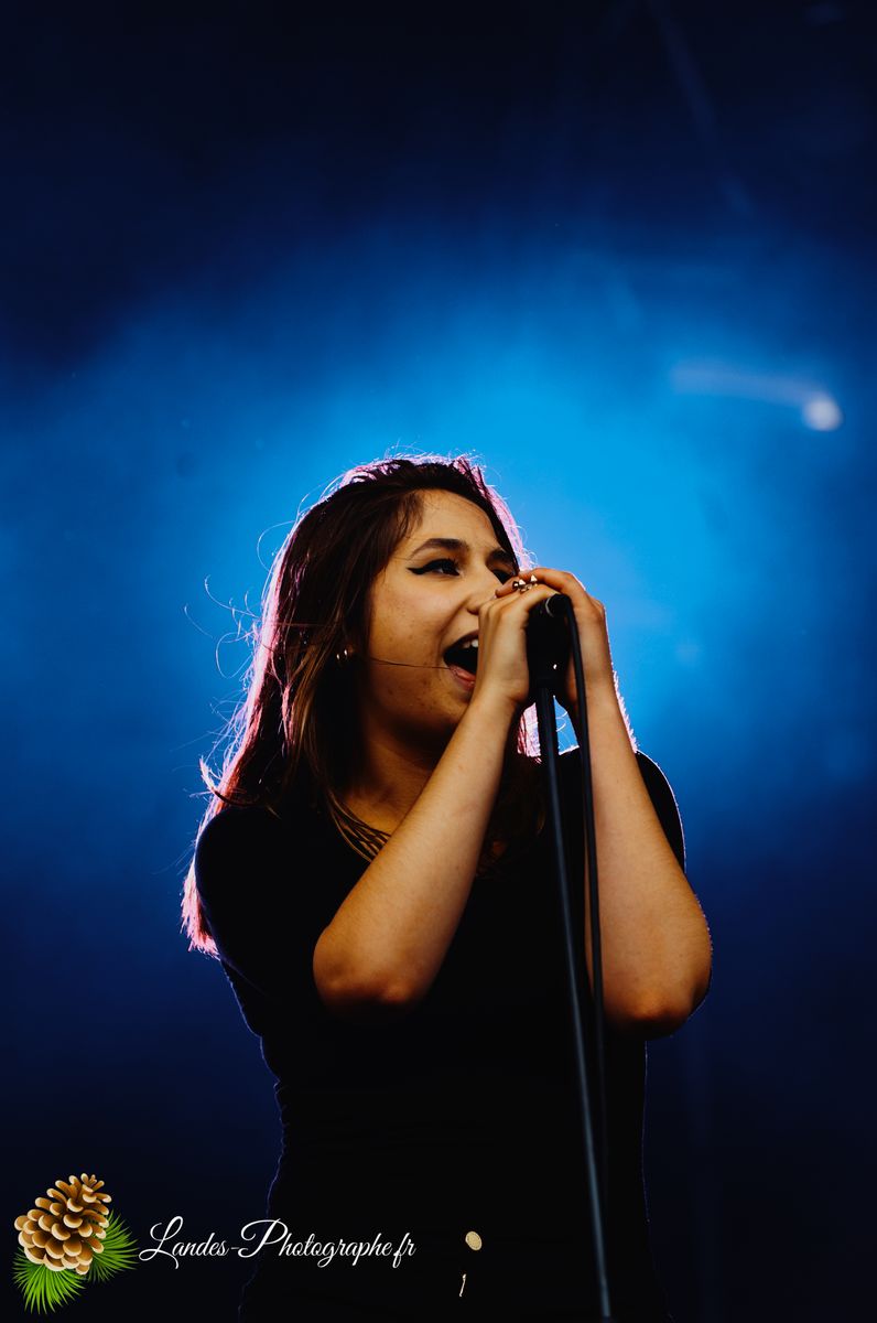 Izia en concert au Festival Garorock 2012