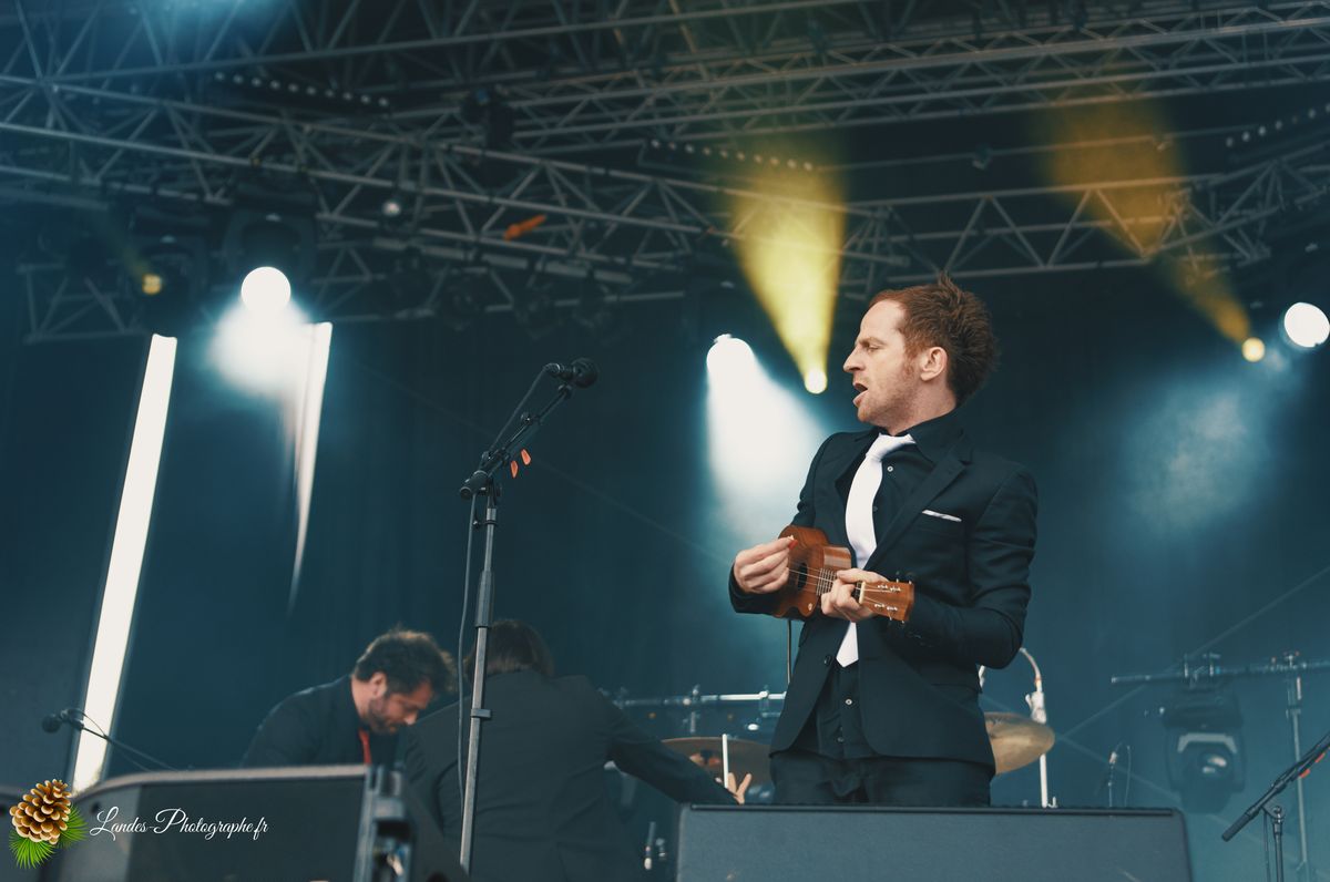 Dionysos en concert au Festival Garorock 2012