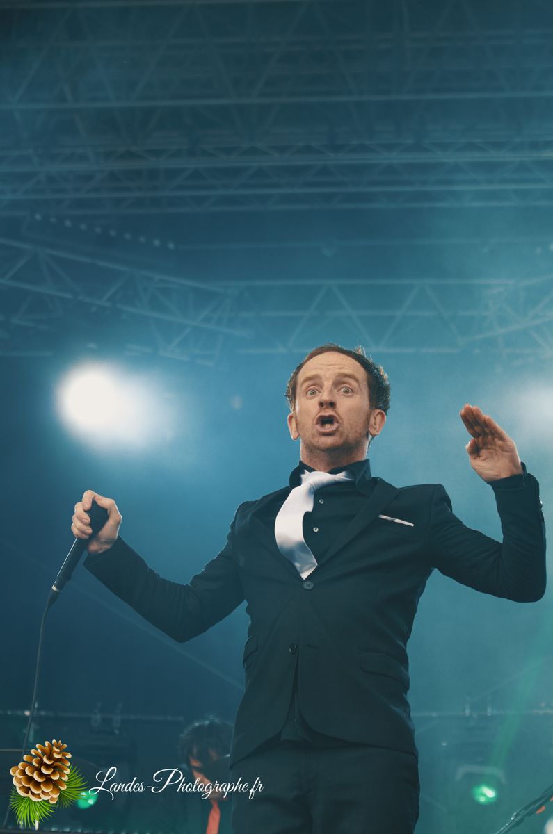 Dionysos en concert au Festival Garorock 2012