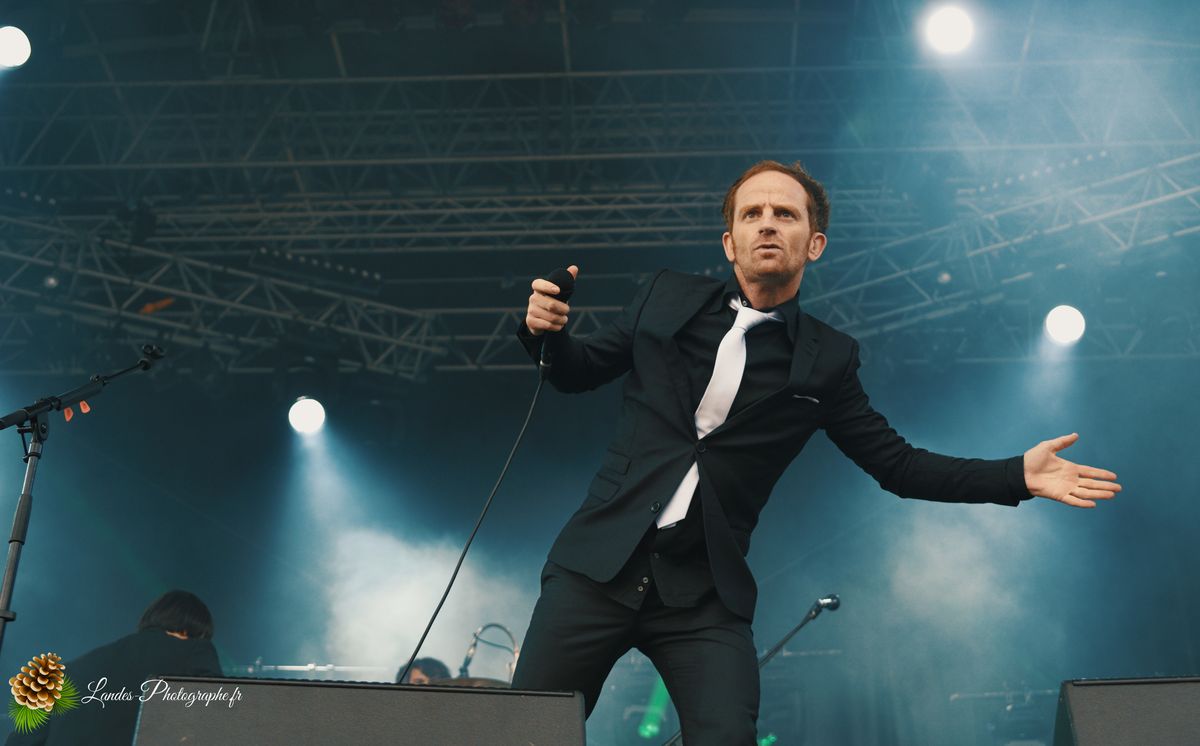 Dionysos en concert au Festival Garorock 2012