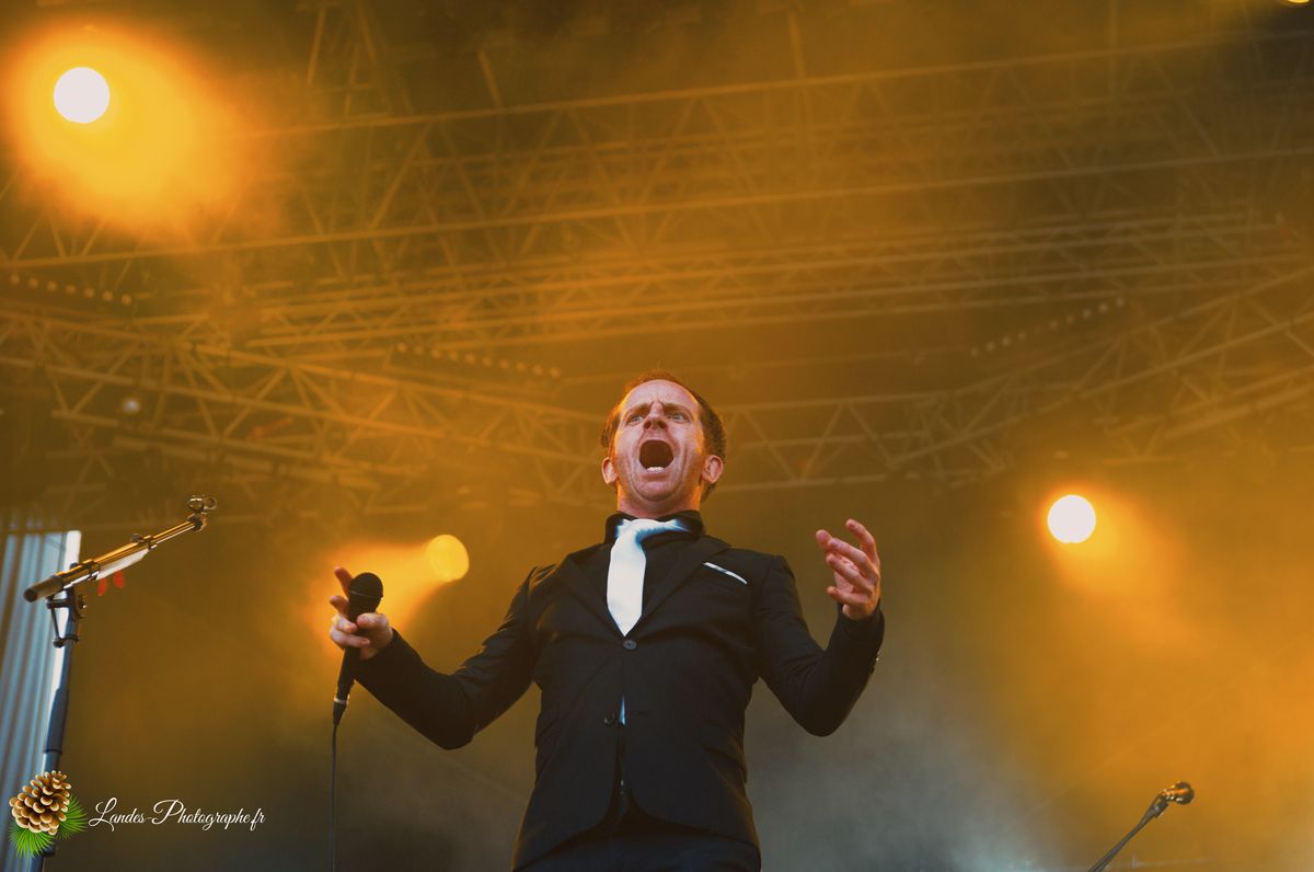Dionysos en concert au Festival Garorock 2012