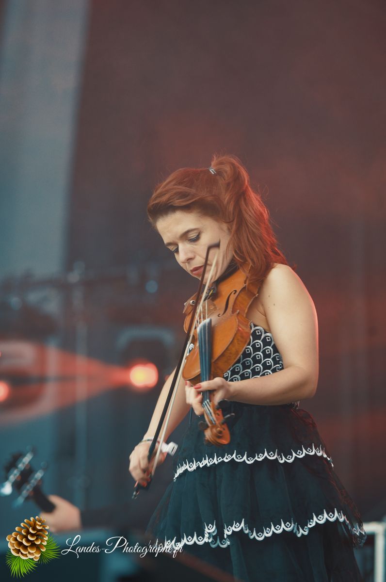 Dionysos en concert au Festival Garorock 2012
