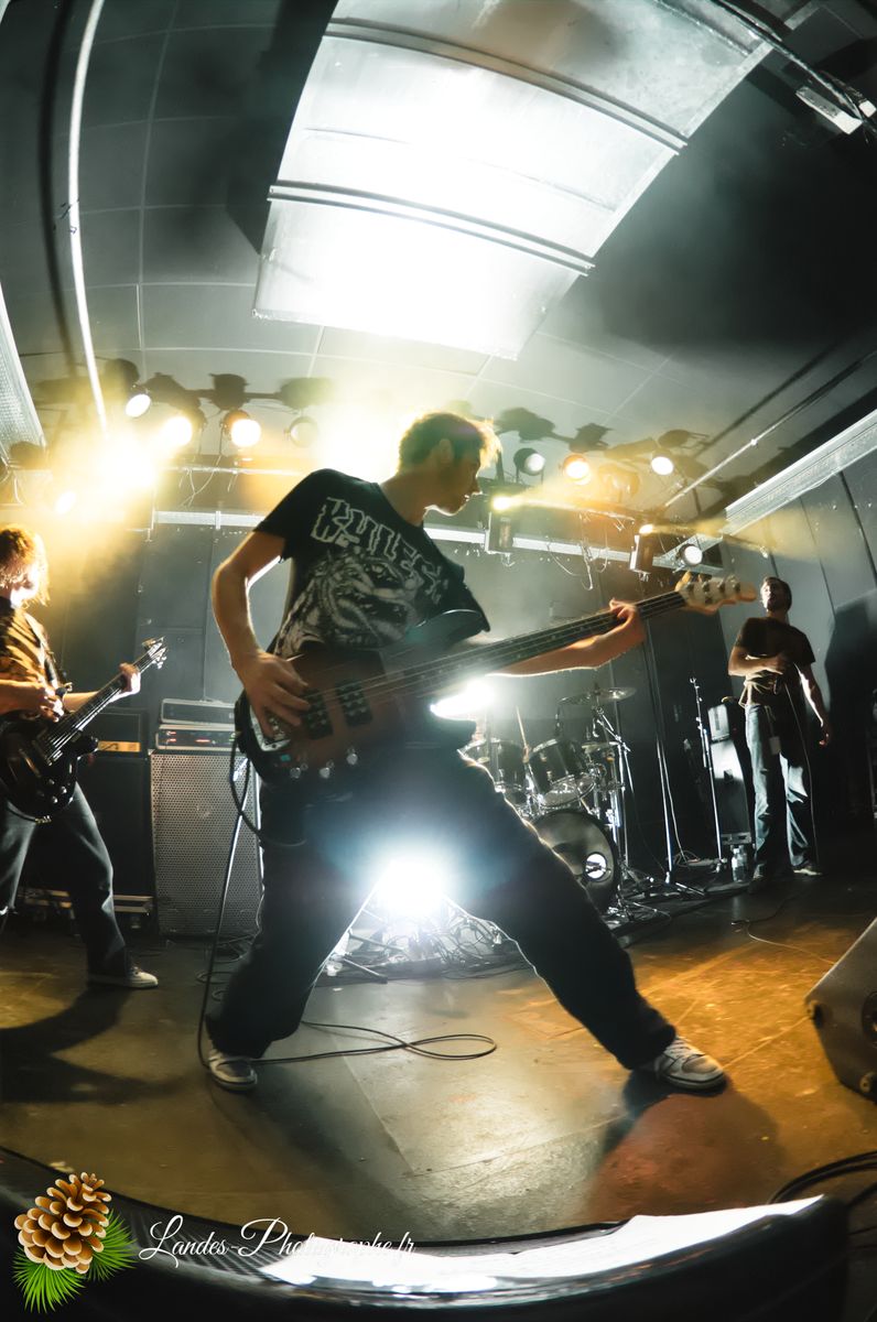 Klone en concert au BT59 à Bègles