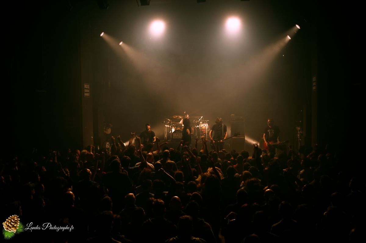 Mass Hysteria en concert à la Rock School Barbey de Bordeaux