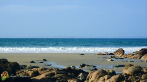 Plage de Trez Rouz après le passage de la tempête Claudio
