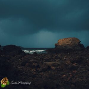 Plage de Trez Rouz après le passage de la tempête Claudio